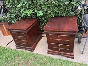 Pair of Cherry Wood Nightstands with Drawers