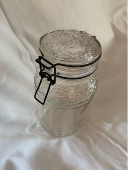 Vintage Floral Cove 2 Liter with Floral Leaf Detail canister/jar bail lid Italy