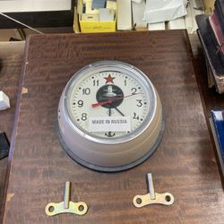 Brand New Russian Kauahguyckue Naval Clock, never used