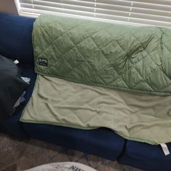 Eddie Bauer Down Fleece Blanket 