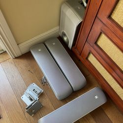 B & W Speakers and Subwoofer 