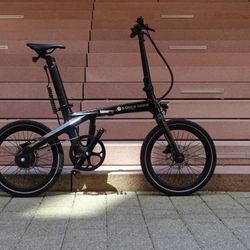 New In Box Ado Air Carbon ELECTRIC 20” folding bike
