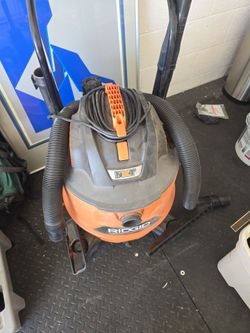 Wet dry shop vac