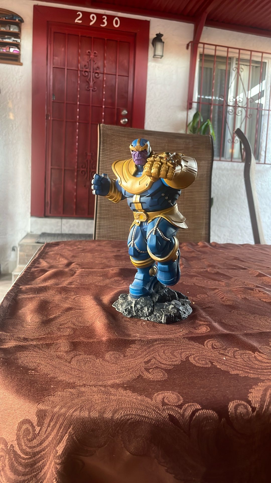 Thano’s Statue/decortion