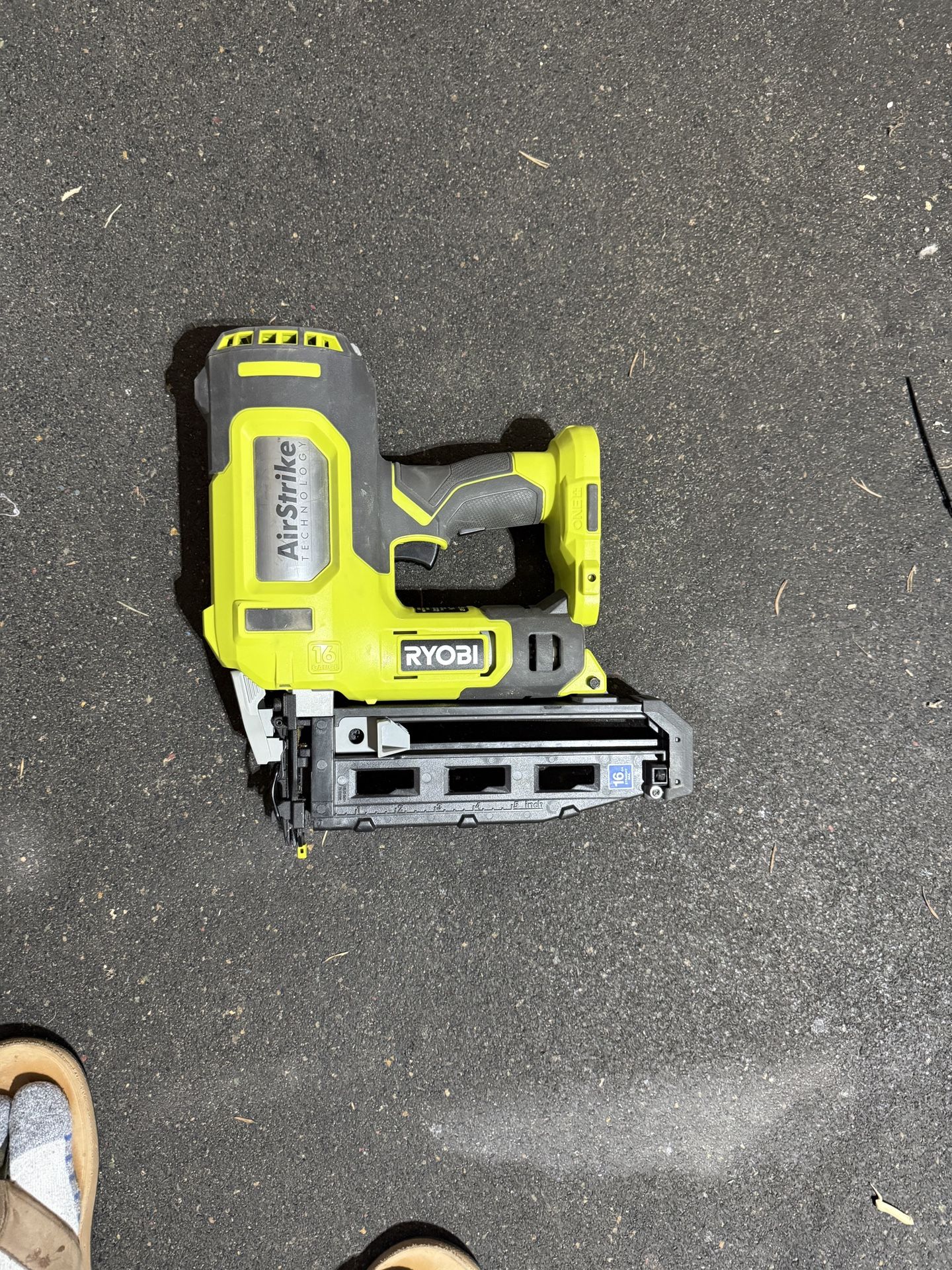 Ryobi 16gauge Finish Nailer Batterie Not Included