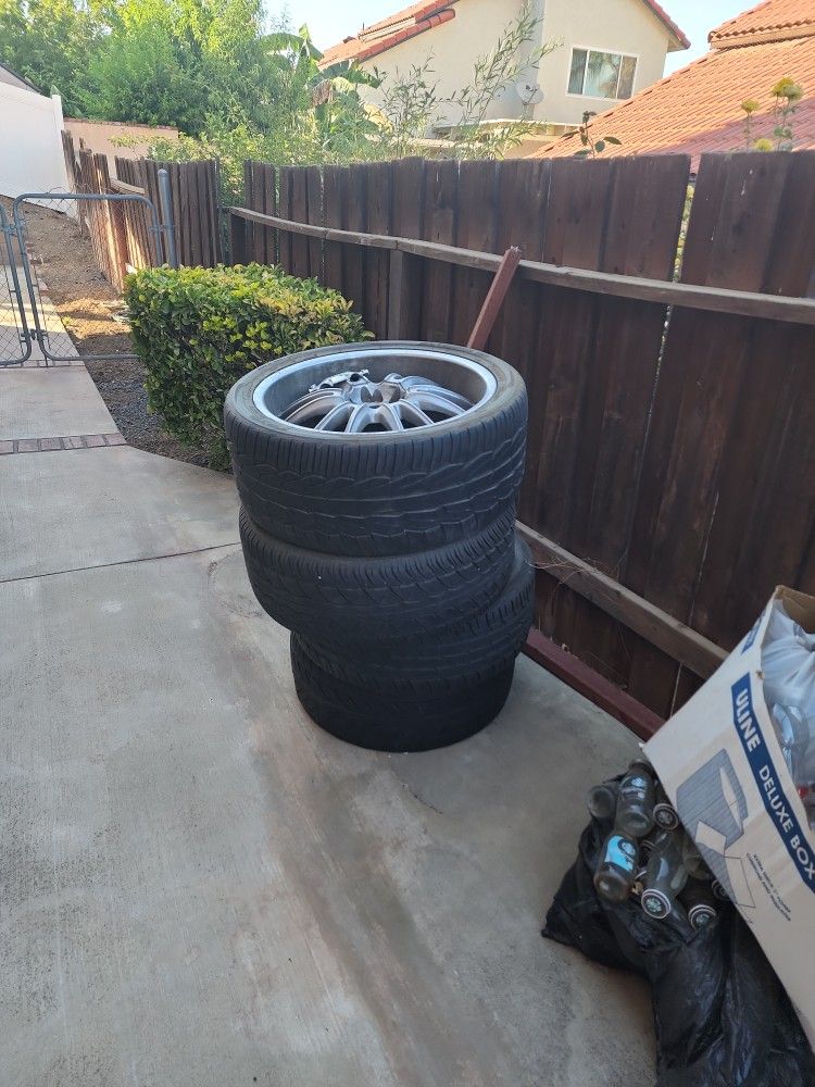 Rim With The Tires Took Out From TOYOTA  CAMMRY