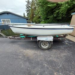 Catalina Capri 14.2 Sailboat
