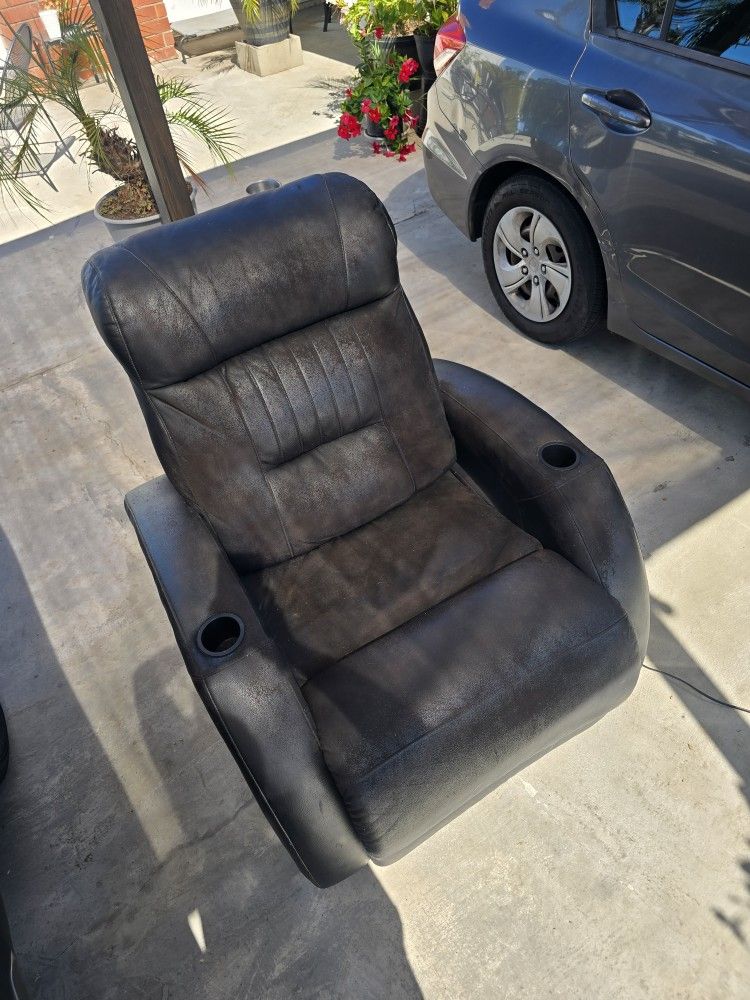 Power Recliner Free