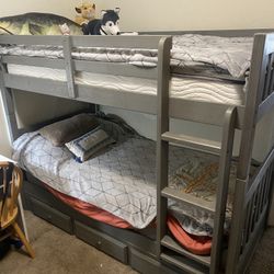Childs Bedroom Bunkbed Set