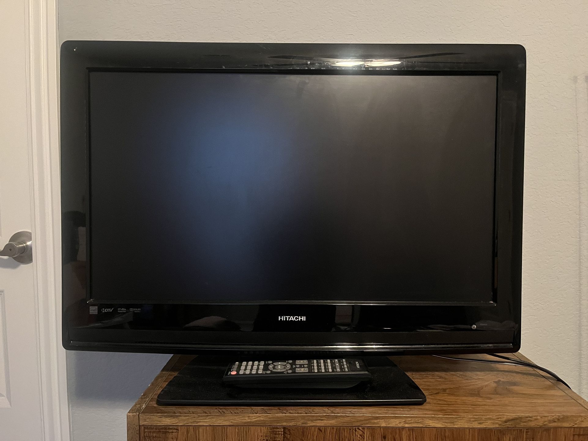 Hitachi TV/DVD