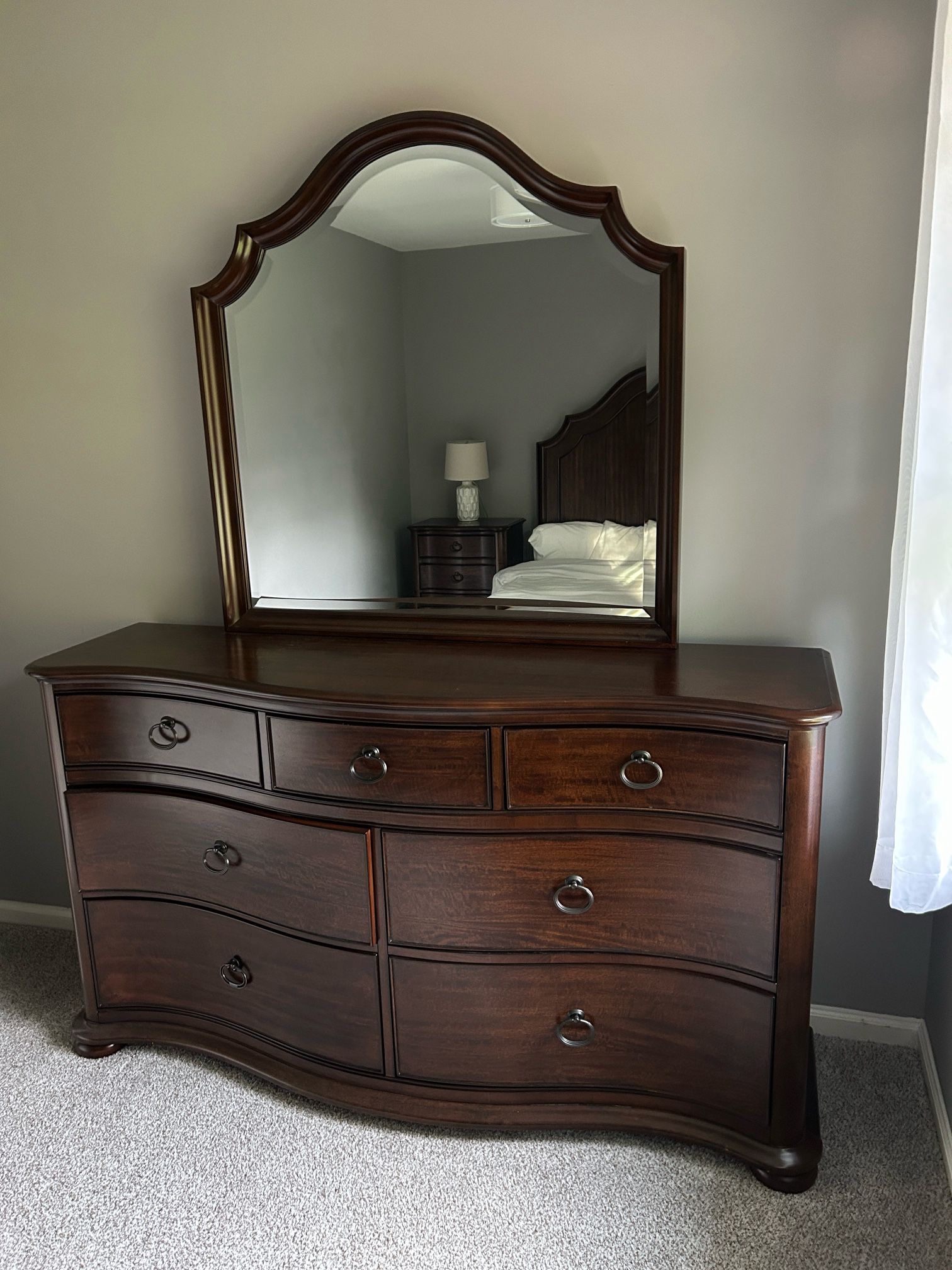 Queen Bedroom Set