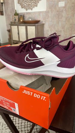Women’s Nike Air Zoom ZeroHC 6.5
