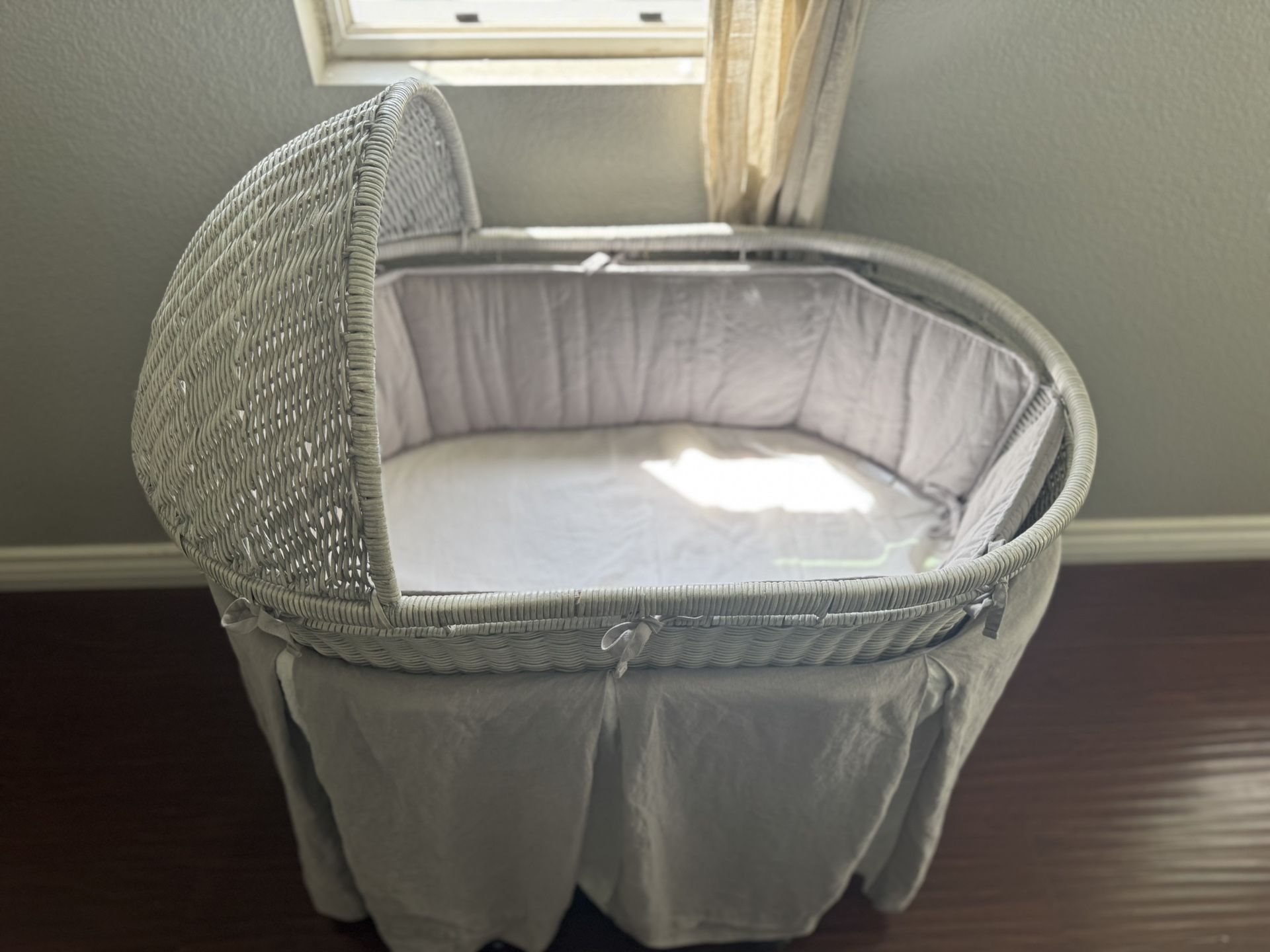 Heirloom Wicker Restoration Hardware Baby Bassinet