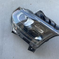 Dodge Durango Halogen w/LED Headlight Right Passenger Side