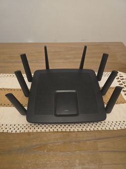 Linksys WiFi 5 Router, Tri-Band, 3,000 Sq. ft Coverage, 25+ Devices, Speeds up to (AC5400) 5.4Gbps - EA9500