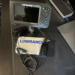 LOWRANCE HOOK REVEAL 5 Split Shot With Chirp Down Scan &US MAPS