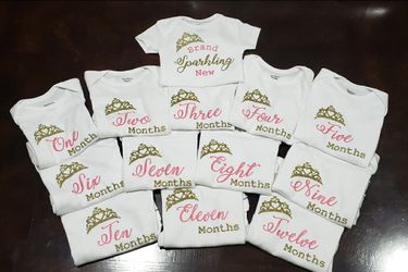 Custom milestone onsies/baby bodysuits. Set of 13. Perfect baby shower gift.