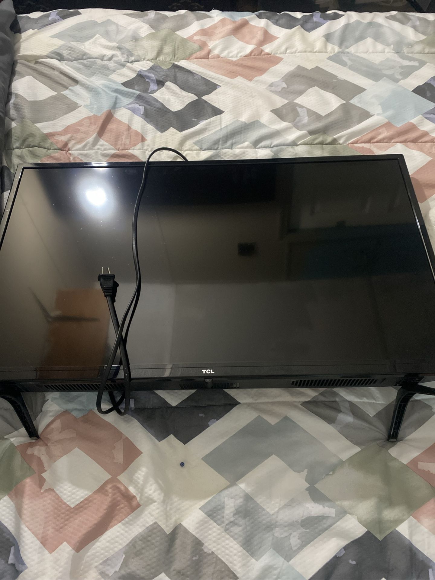TCL 32inch Smart Tv