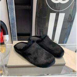 Marni Slippers (fast shopping )