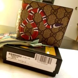 Authentic Gucci Kingsnake Wallet 