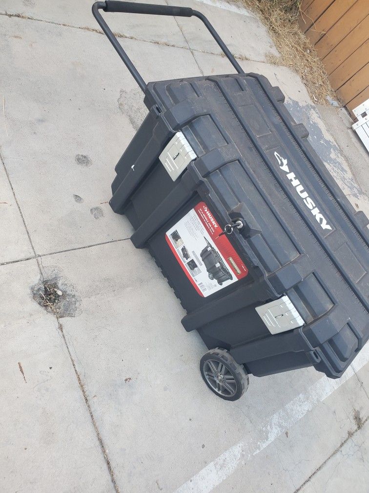 Husky 50gal 37" Tool Box (Empty Of Course)