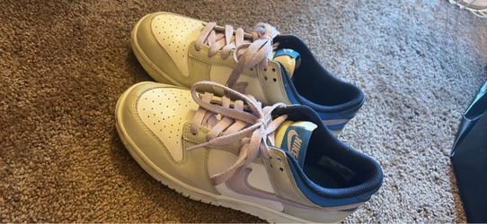 5.5y Nike dunks