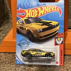 2020 Hot Wheels Super Treasure Hunt '18 Dodge Kegs Challenger Demon