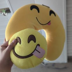 Smiley Emoji Plush Set