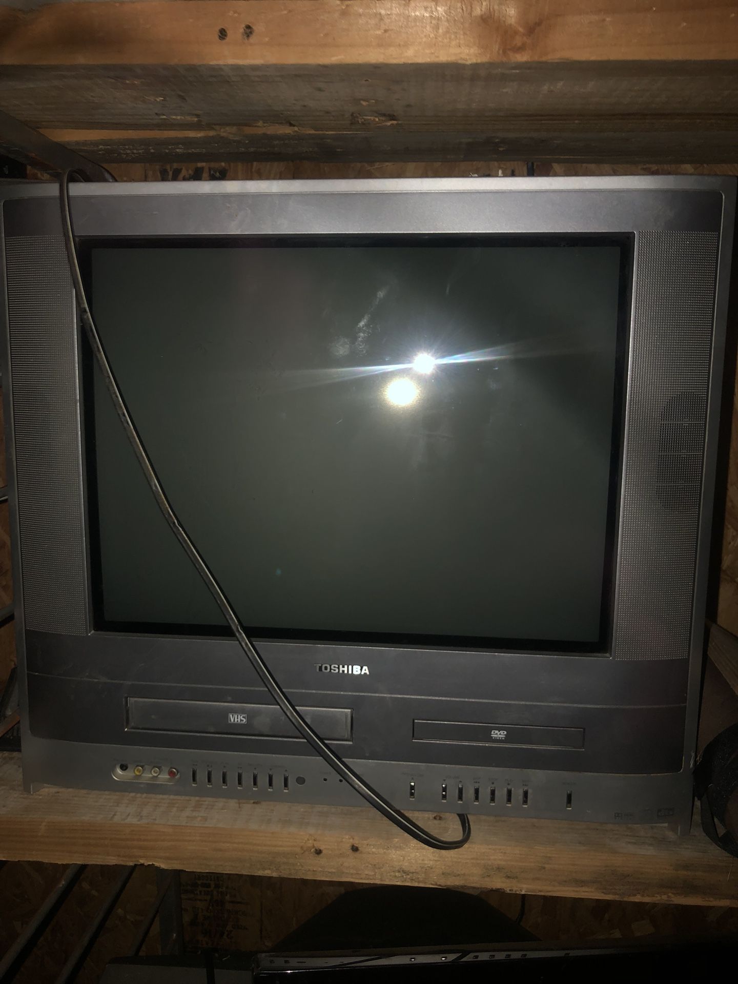 Crt/vcr Tv