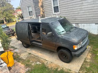 2001 Ford E-250
