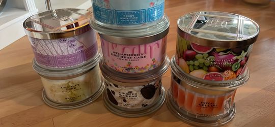 Assorted candles- Homeworx, Scentworx & Kringle
