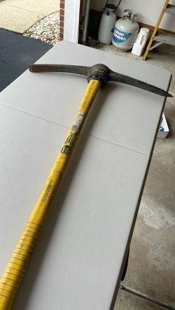 Heavy Duty Pick 32”