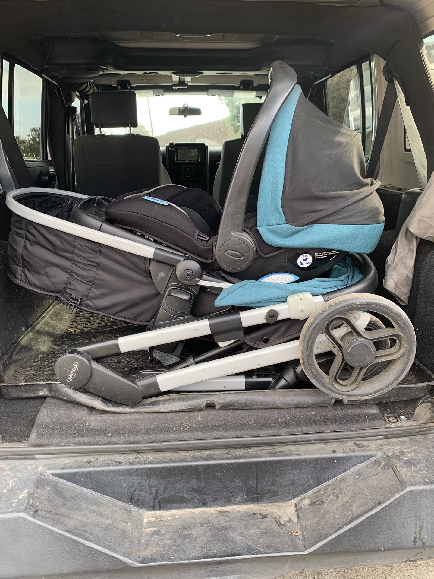 Graco Mode Nest Stroller with Baby Car Seat