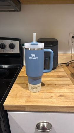Blue Stanley cup 40oz