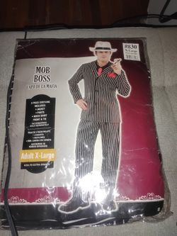 Costume