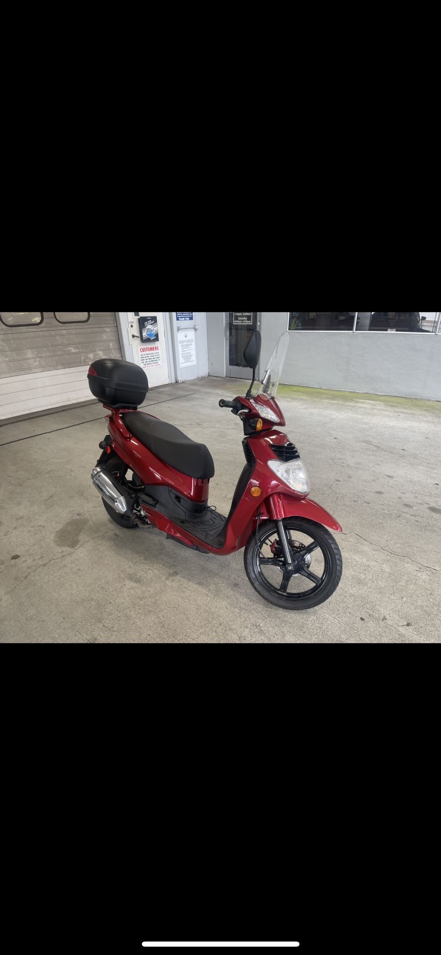 2016 SYM HD 200 EVO SCOOTER