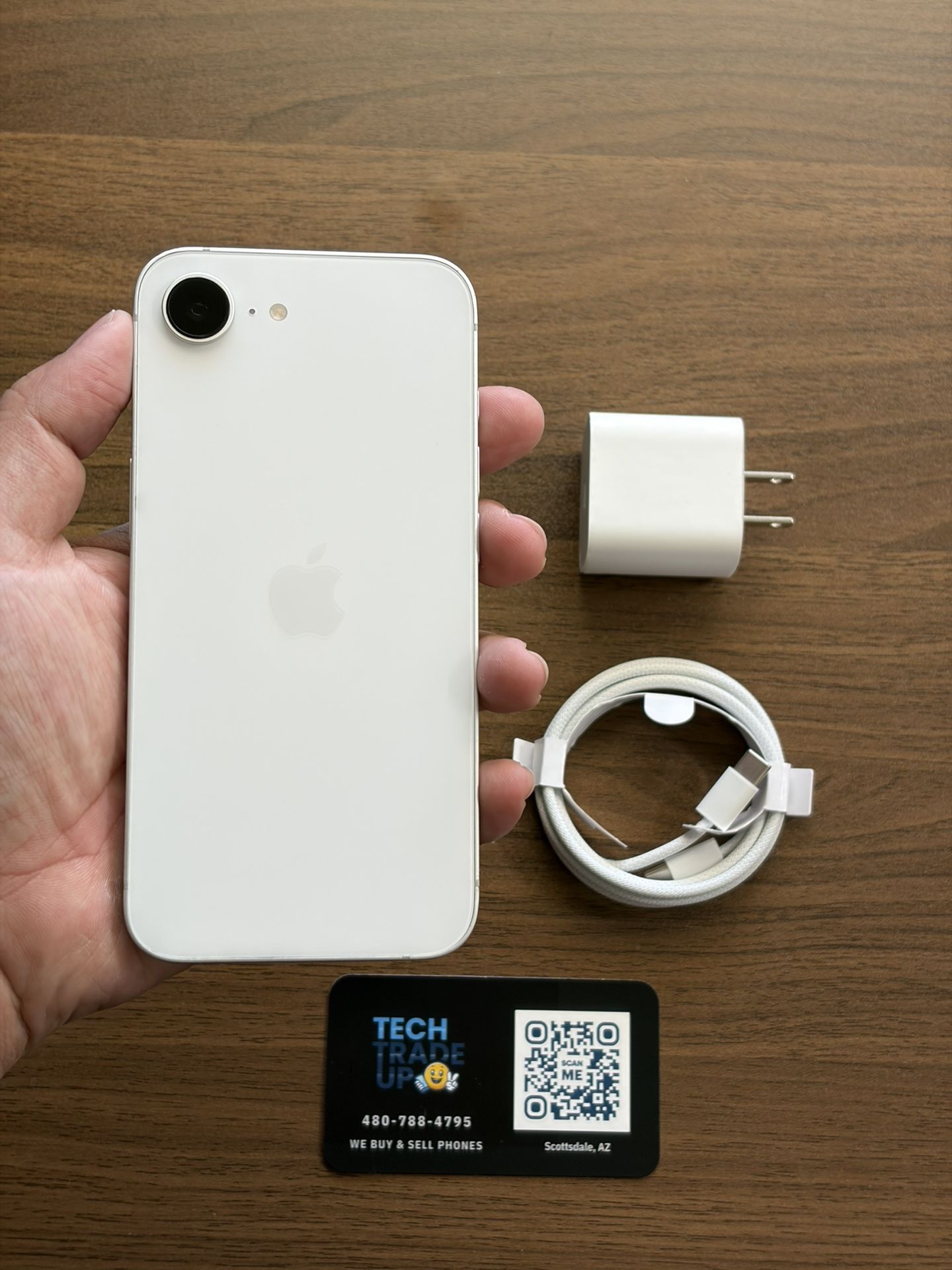 iPhone 16e 128Gb Cricket