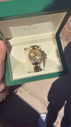 Rolex Daytona 18k Yellow Gold Gold SunDust Dial Diamond Bezel Oyster Bracelet 40MM