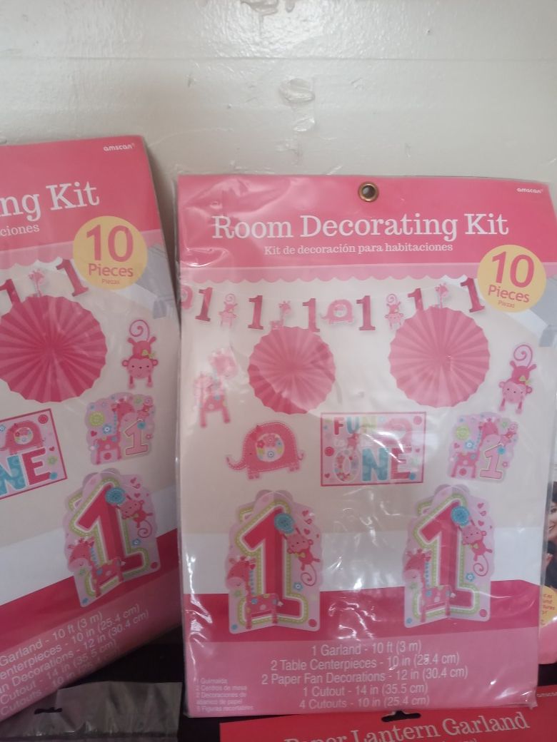 FUN TO BE ONE! FIRST BIRTHDAY PARTY SUPPLIES for Sale in Visalia, CA