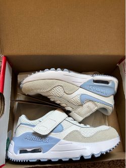 Nike kids shoe
