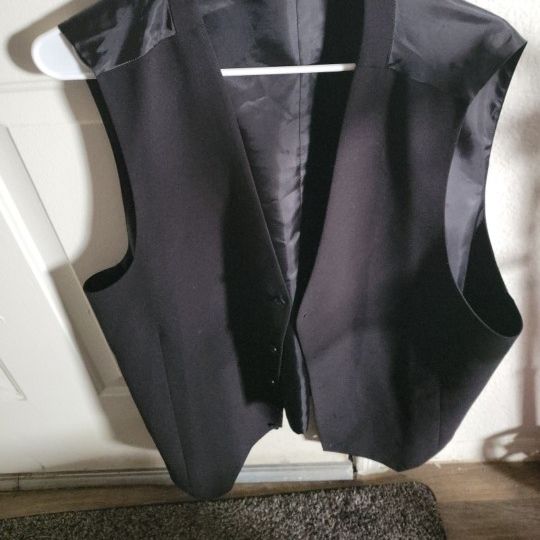 Men's Adjustable Black Vest 1XLT 