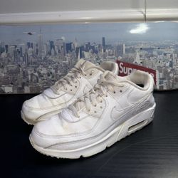 Nike Air Max 90 Leather Triple White CD6864-100 Sneakers Kids Shoes Size 7Y Beaters  See pictures