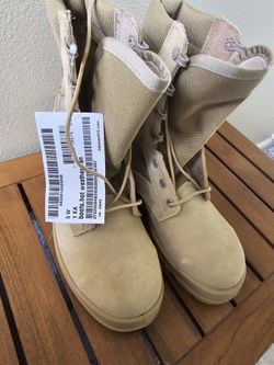 Boots Tan Mens Size 5