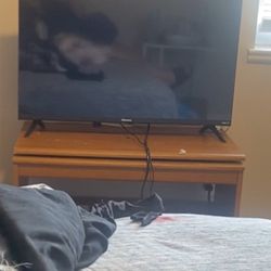 45” Roku Smart Tv.  