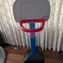 Little Tikes Basketball Hoop