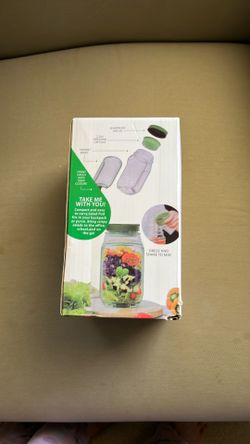 Ssladkind  to go layered  salad Pod