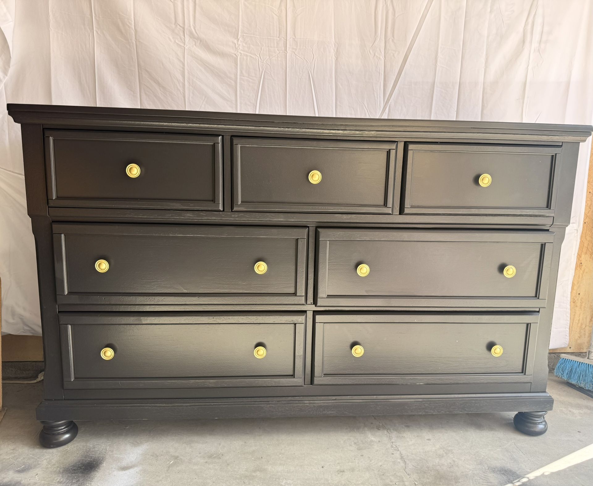 7 Drawer Dresser With Secret Drawer For Jewelry (refinished) 