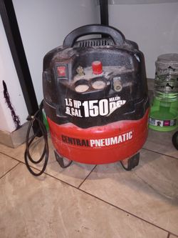 Central Pneumatic 6 gal. 1.5 HP 150 PSI Professional Air Compressor