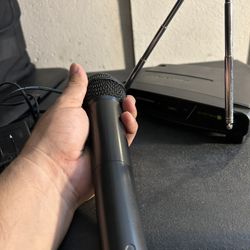Audio Technica Wireless Microphone 