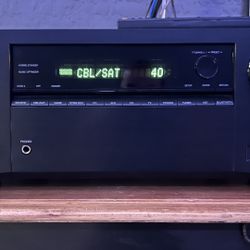 Onkyo NR-686 7.2 Channel 580 Watt AVR